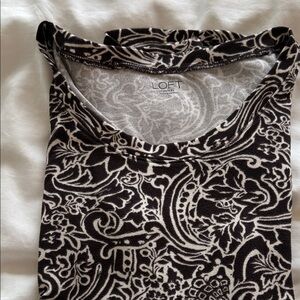 LOFT Monochrome Floral Short Sleeve Top.  Brown and white.  So soft.